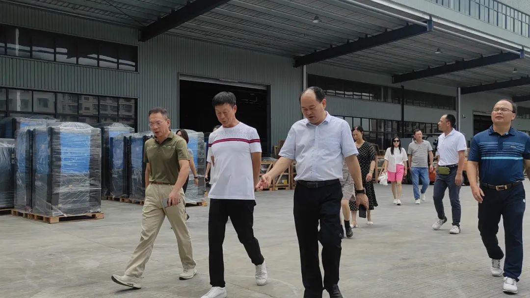 廣東省暖通協(xié)會蔡澤輝會長一行蒞臨瑞星參觀交流