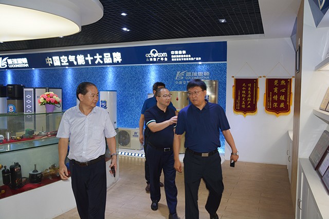  空氣能大有可為！河南省鶴壁市淇濱區(qū)領(lǐng)導(dǎo)充分肯定瑞星